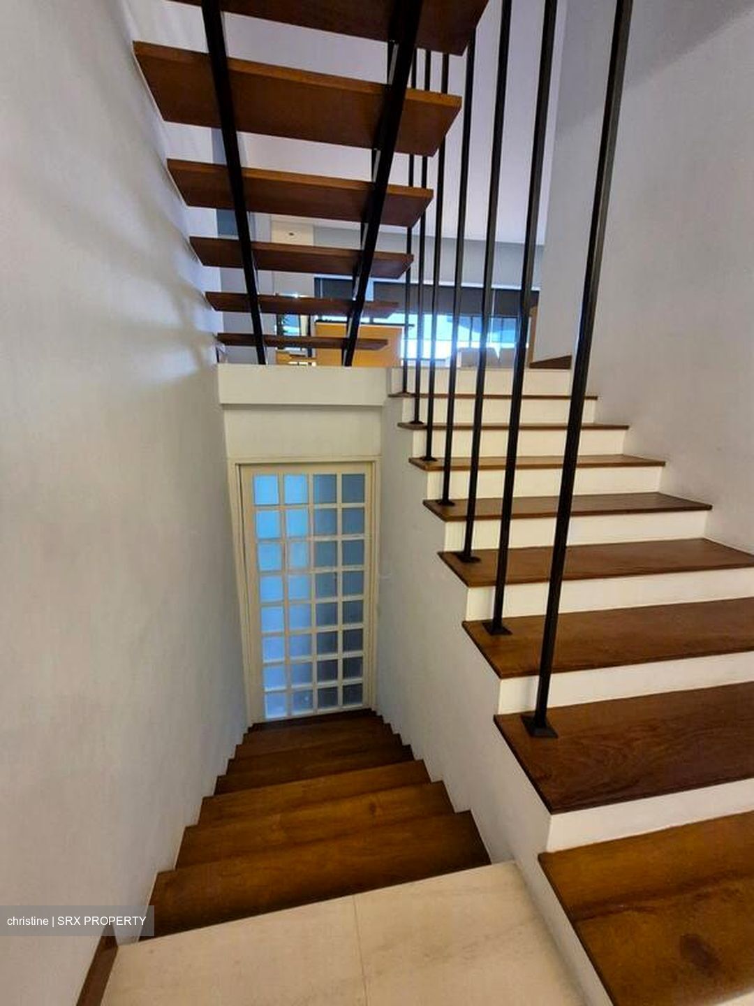 Townhouse Apartments (D9), Apartment #513591181